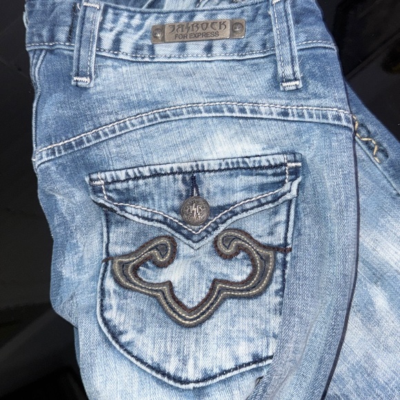 Vintage Rerock Express Size 8
Low Rise Bootcut Flare Jeans
Y2K Design Pockets - Picture 10 of 12